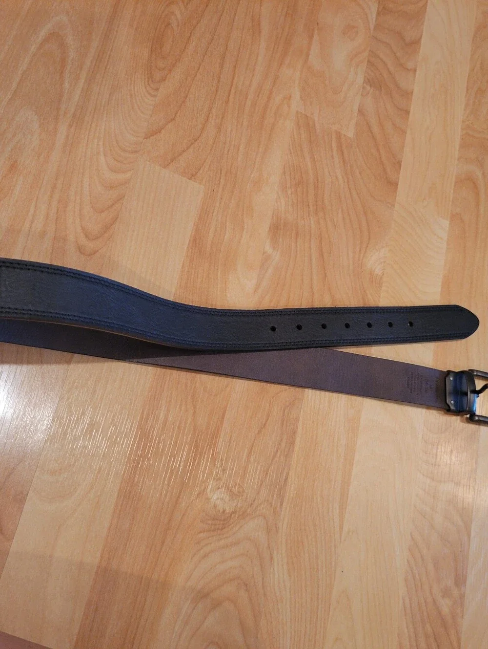 Levi's Men's Reversible Brown Black Leather Belt Size 32-34 Size Medium